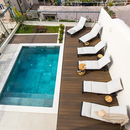 Back In Time Luxury Apartment