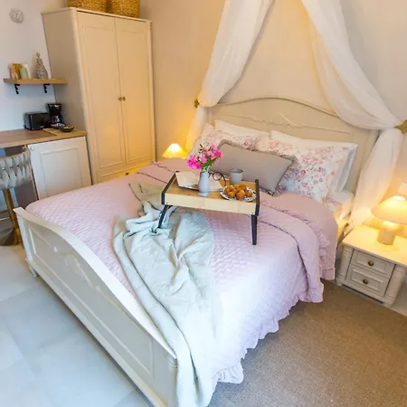 Back In Time Luxury Apartment *